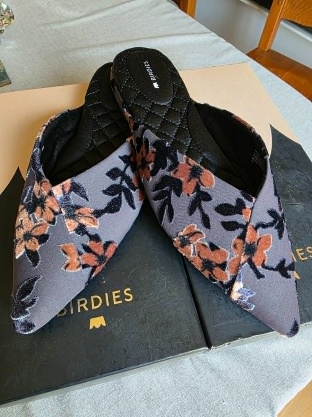Women's Birdies The Swan in Cherry Blossom flats in size 10